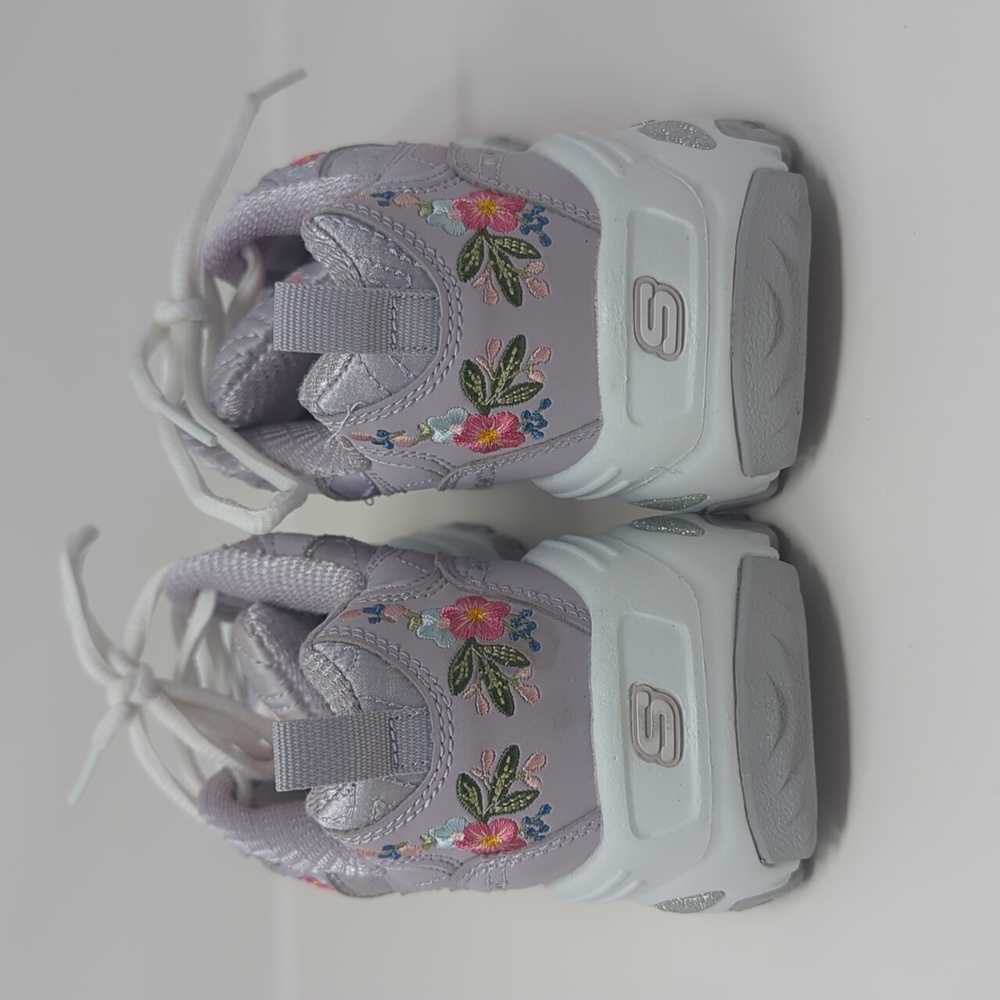 NWOT Skechers Lavender Chunky Floral-Embroidered Sneakers - Picture 2 of 12